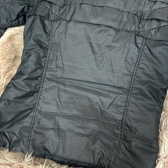 Columbia Women’s Jacket - Picture 5 of 8